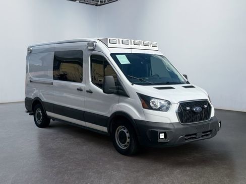 Used 2023 Ford Transit 250 Medium Roof w/ Exterior Upgrade Package RWD image 3