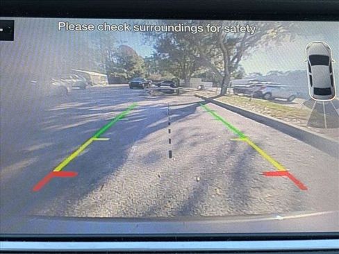 Used 2019 Lincoln Nautilus Select image 12