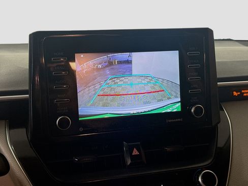 Used 2021 Toyota Corolla L FWD image 19