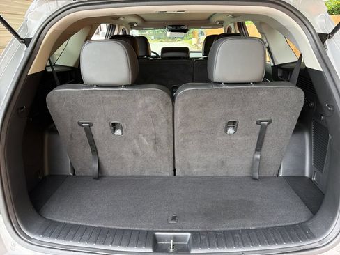 Used 2024 Kia Sorento S w/ Panoramic Sunroof Package FWD image 34