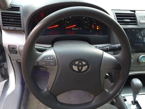 Used 2007 Toyota Camry LE FWD image 9