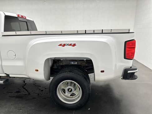 Used 2019 Chevrolet Silverado 3500 High Country w/ Duramax Plus Package image 7