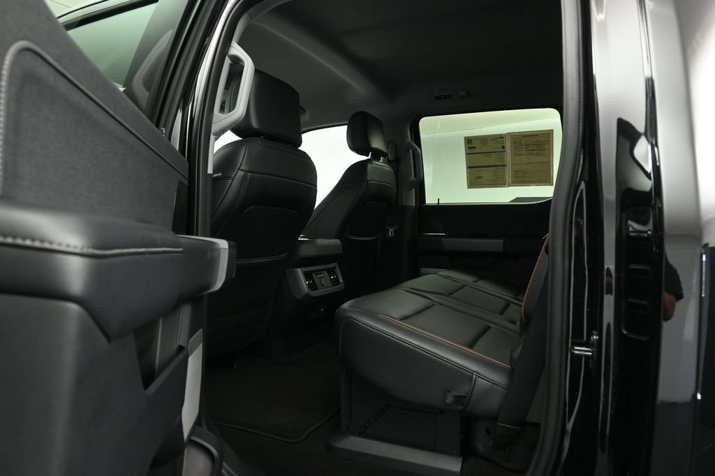 Certified 2025 Ford F250 Lariat AWD/4WD image 17