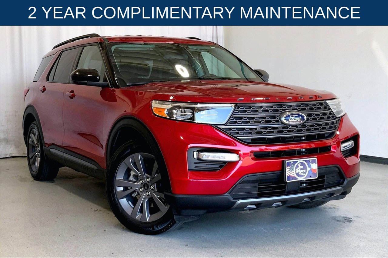 Used 2023 Ford Explorer XLT w/ Equipment Group 202A RWD image 1