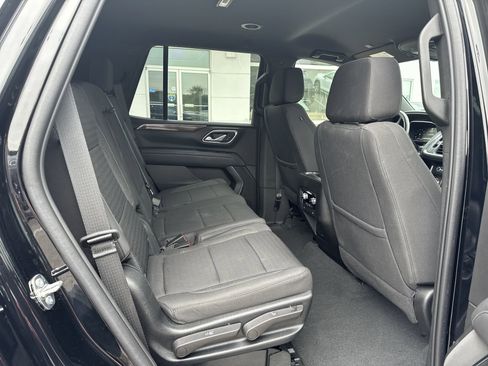 Used 2023 GMC Yukon SLE w/ Gmc Pro Safety Plus Package image 24