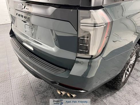 Used 2025 Chevrolet Tahoe Z71 w/ Comfort Package image 13