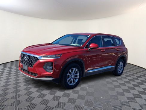 Used 2019 Hyundai Santa Fe SE image 3