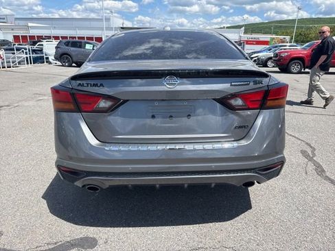 Certified 2022 Nissan Altima 2.5 SR w/ Midnight Edition Package AWD/4WD image 6