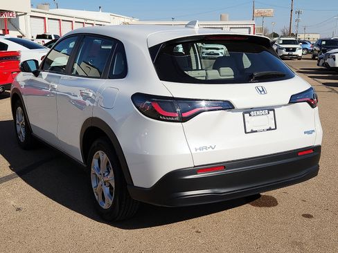 Used 2025 Honda HR-V LX image 3