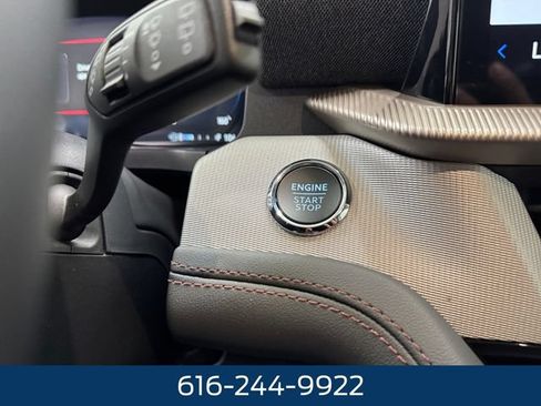 New 2026 Ford Explorer Active w/ Active Comfort Package AWD/4WD image 19
