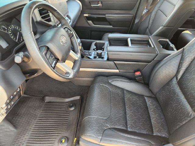 Used 2023 Toyota Tundra Limited w/ Power Package AWD/4WD image 9