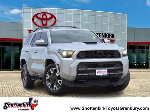 Used 2025 Toyota 4Runner TRD Sport image 1