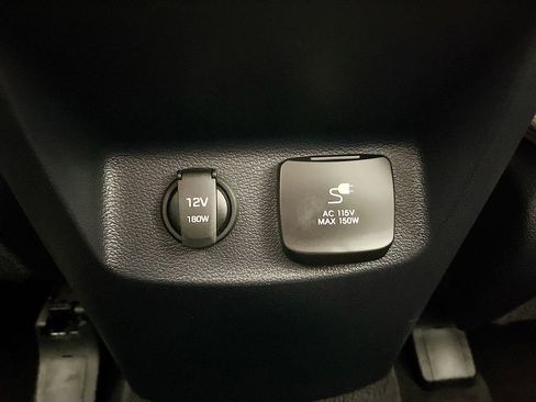 Used 2022 Hyundai Palisade SEL w/ 8P Bench Seat Package FWD image 26