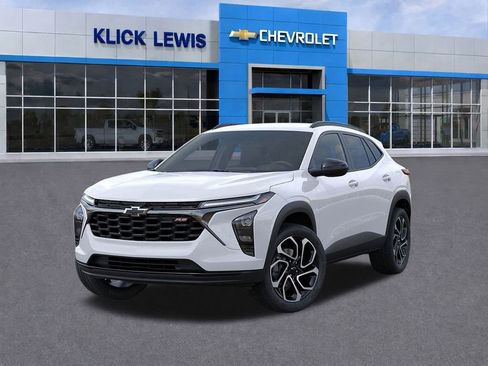 New 2026 Chevrolet Trax RS w/ Driver Confidence Package image 6