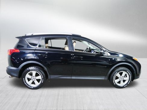 Used 2015 Toyota RAV4 XLE AWD/4WD image 8