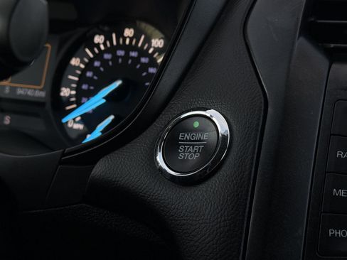 Used 2018 Ford Fusion SE w/ Equipment Group 201A image 20