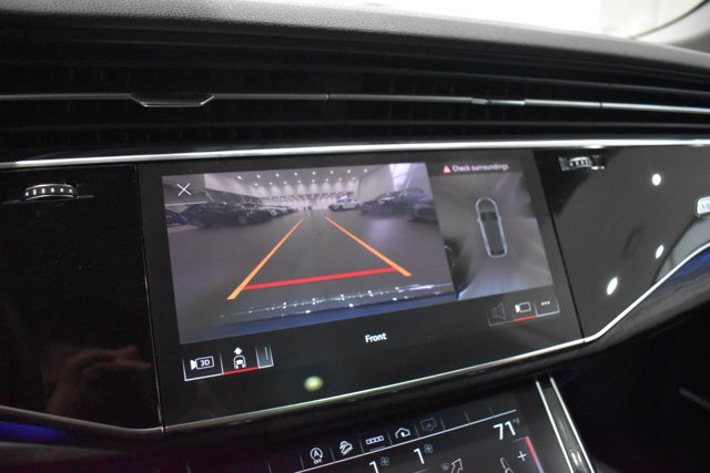 Used 2023 Audi Q8 Premium Plus AWD/4WD image 16