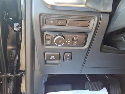 Used 2021 Ford F150 Lariat w/ Max Trailer Tow Package AWD/4WD image 12