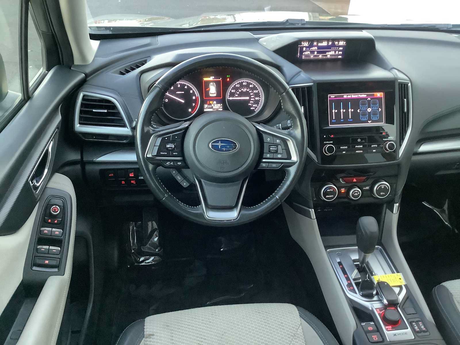Used 2020 Subaru Forester Premium AWD/4WD image 10