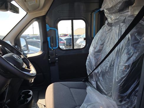 Used 2024 RAM ProMaster 3500 image 7