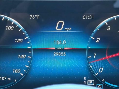 Certified 2022 Mercedes-Benz GLB 250 4MATIC image 31