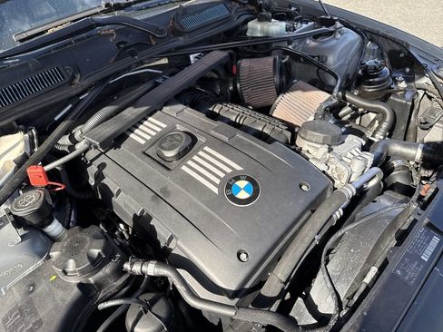 Used 2009 BMW 335i Coupe image 13