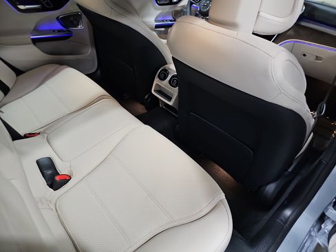 New 2026 Mercedes-Benz C 300 Sedan image 11