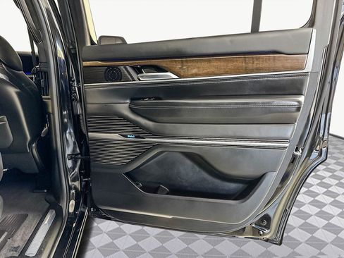 Used 2022 Jeep Grand Wagoneer Series II w/ Premium Group II image 26