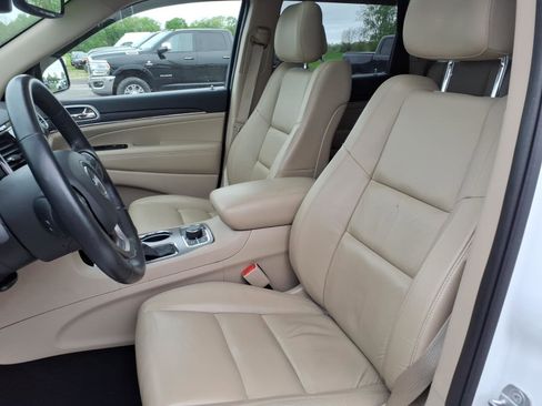 Used 2021 Jeep Grand Cherokee Limited AWD/4WD image 14
