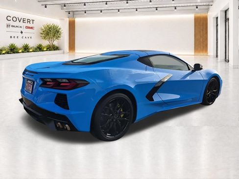 Used 2023 Chevrolet Corvette Stingray Coupe w/ 1LT RWD image 16