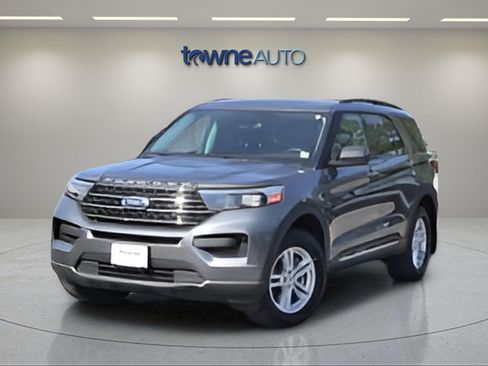 Used 2022 Ford Explorer XLT AWD/4WD image 11