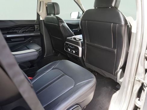 Used 2020 Ford Expedition Platinum RWD image 17