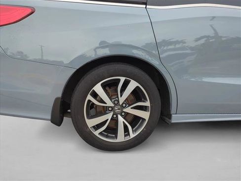 Used 2023 Honda Odyssey Touring image 30