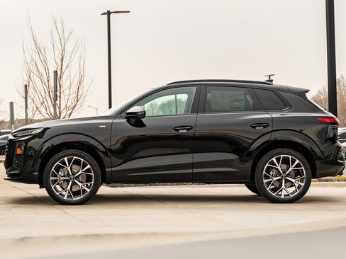 New 2026 Audi Q3 quattro 2.0T image 6