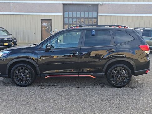 Used 2023 Subaru Forester Sport image 8