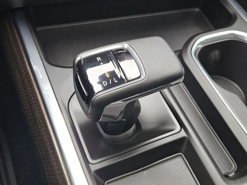 Used 2024 Chevrolet Silverado 1500 LT Trail Boss w/ Convenience Package II image 18