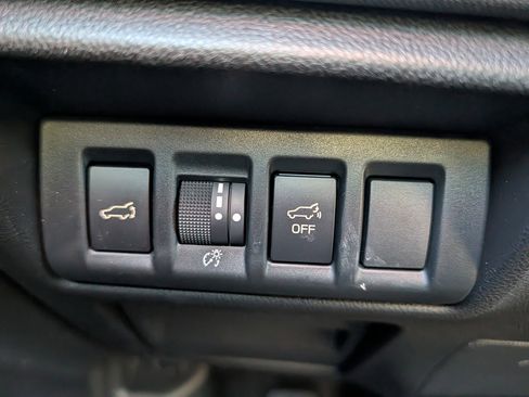 Used 2025 Subaru Outback Premium image 26