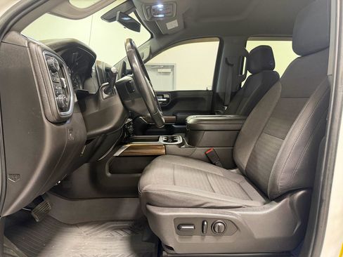 Used 2021 Chevrolet Silverado 1500 LT Trail Boss image 11