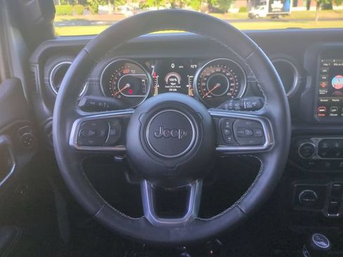 Used 2023 Jeep Wrangler Unlimited Sahara w/ LED Lighting Group AWD/4WD image 31