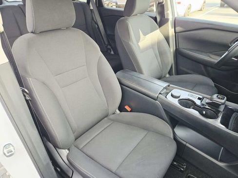 Used 2024 Nissan Rogue S AWD/4WD image 12