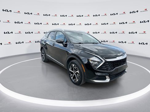 Certified 2023 Kia Sportage EX AWD/4WD image 2