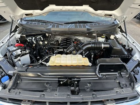 Used 2022 Ford F150 Lariat w/ FX4 Off-Road Package image 24