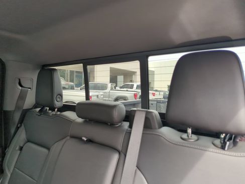 Used 2024 GMC Sierra 1500 SLT RWD image 28