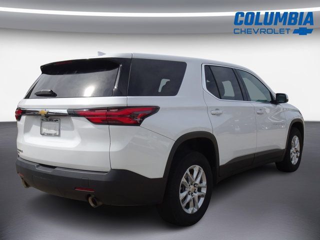 Used 2024 Chevrolet Traverse LS w/ Safety Package FWD image 3