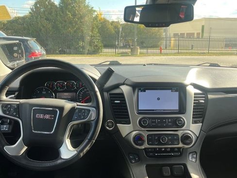 Used 2018 GMC Yukon SLT w/ HD Trailering Package image 9