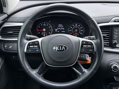 Used 2019 Kia Sorento FWD w/ LX Convenience Package image 31