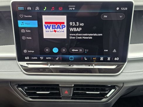 New 2026 Volkswagen Tiguan SE FWD image 12