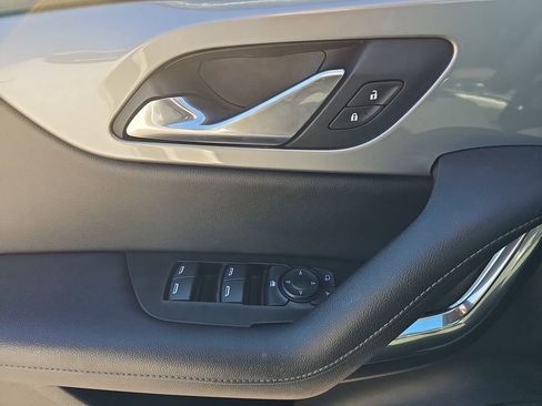 Used 2020 Chevrolet Blazer LT image 33