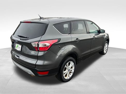Used 2017 Ford Escape SE w/ SE Cold Weather Package image 7