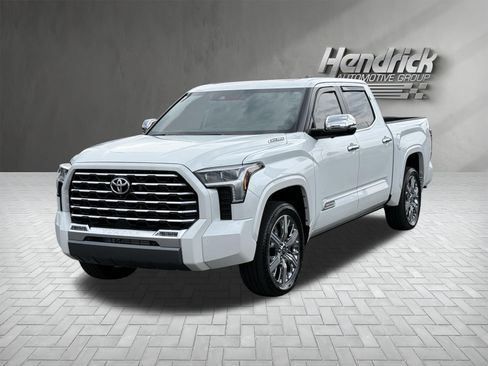 Used 2026 Toyota Tundra Capstone AWD/4WD image 5